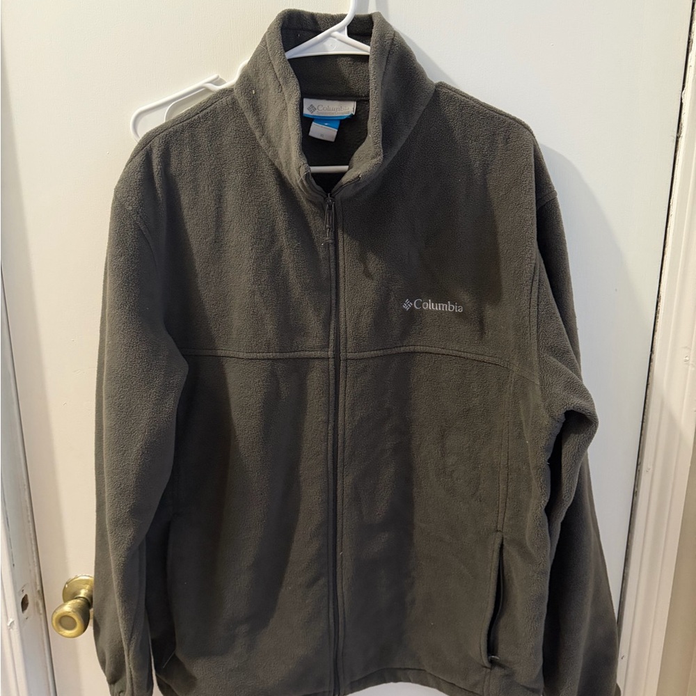 Columbia Dark Gray Fleece Jacket